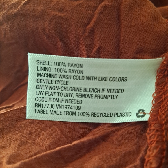 Universal Thread boho rust floral flutter sleeve dress - Picture 3 of 3